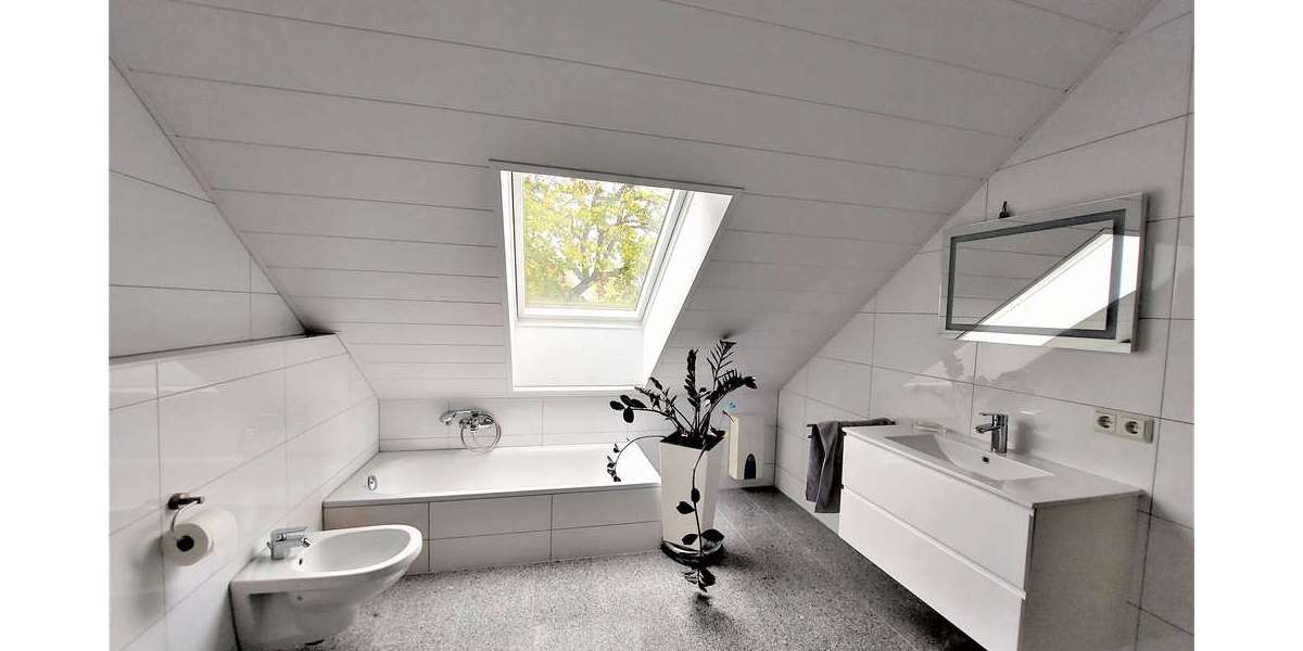 Etagenwohnung Hanau Klein-Auheim Auheim - 3 Zimmer, 82 m&sup2;, 1.150&euro; | Angebot:25216530