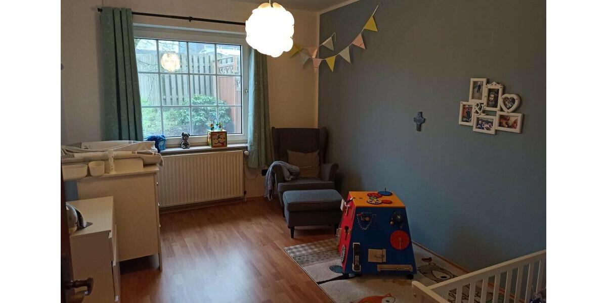 Dachgeschoßwohnung Garrel - 5 Zimmer, 120 m&sup2;, 850&euro; | Angebot:26030381