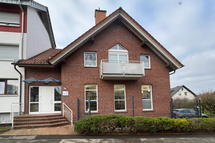 Gewerbeobjekt Schieder-Schwalenberg Schieder - 3 Zimmer, 120 m&sup2;, 960&euro; | Angebot:25688578