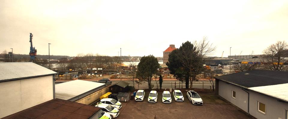 Dachgeschoßwohnung Flensburg - 2.5 Zimmer, 75 m&sup2;, 670&euro; | Angebot:26263086