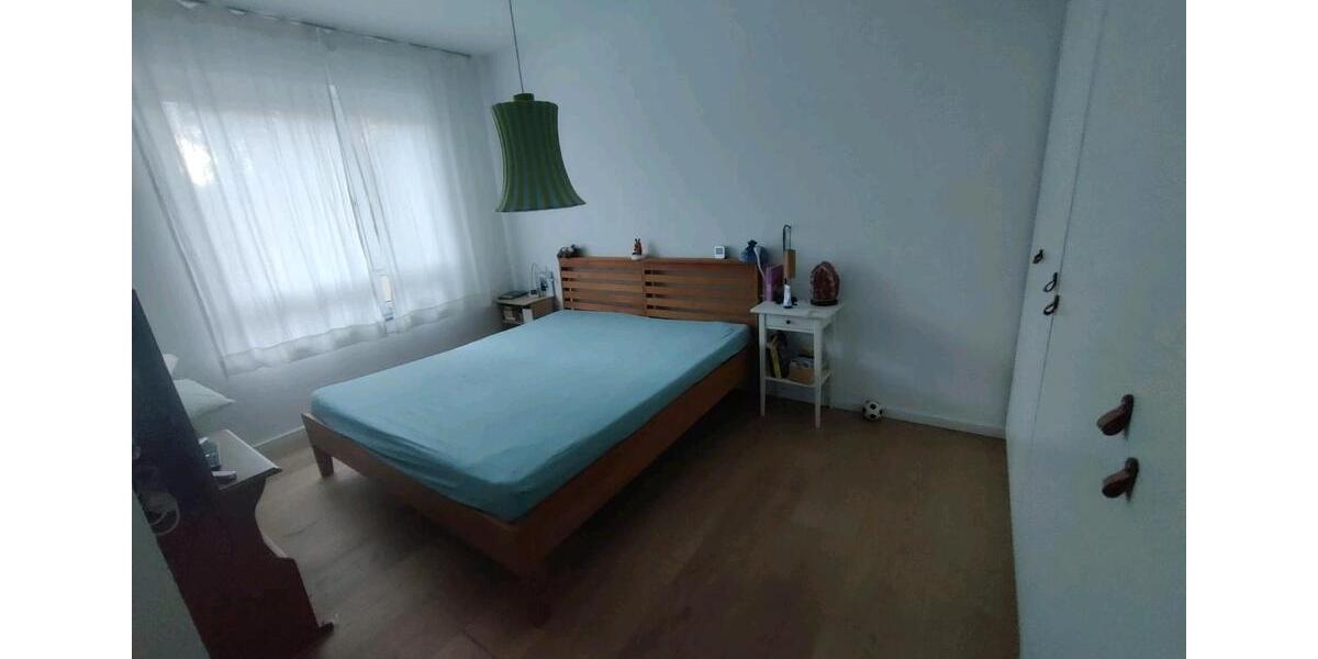 Erdgeschoßwohnung Detmold - 4 Zimmer, 125 m&sup2;, 1.188&euro; | Angebot:25284278