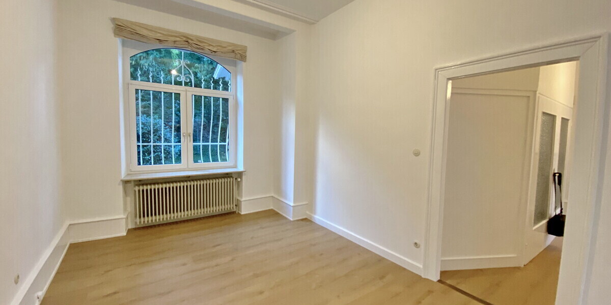 Aufwändig renovierte Altbauwohnung in prachtvollem Jugendstilgebäude - 4- Baden-Baden Baden | Angebot:26144232