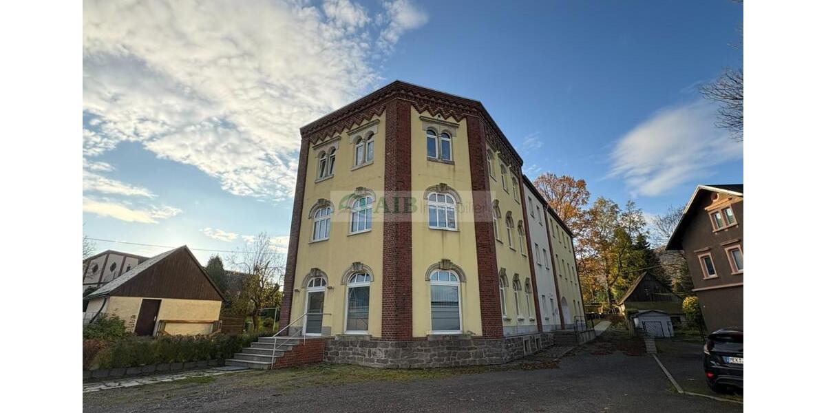 Dachgeschoßwohnung Olbernhau - 4 Zimmer, 112 m&sup2;, 670&euro; | Angebot:26086392