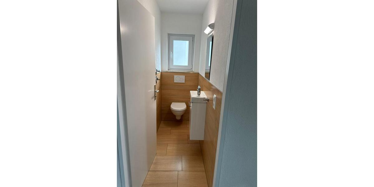 Etagenwohnung Aalen Dewangen - 3.5 Zimmer, 95 m&sup2;, 1.045&euro; | Angebot:25638347