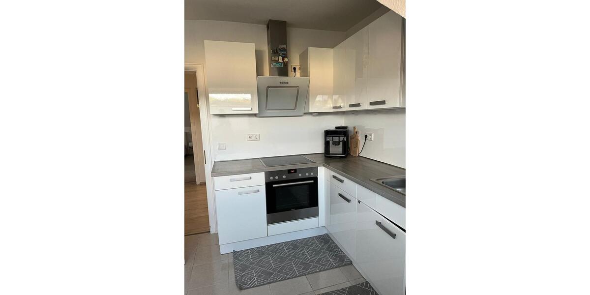 Dachgeschoßwohnung Scheuerfeld - 4 Zimmer, 80 m&sup2;, 700&euro; | Angebot:24370385