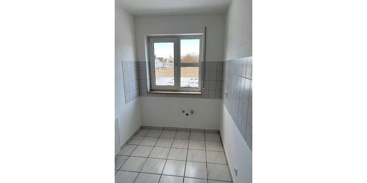 ca. 84 qm toll geschnittene 3-Zimmer Wohnung mit großem Balkon 3 zimmer