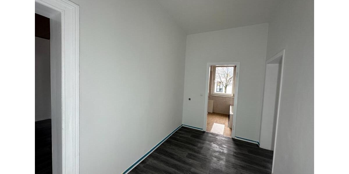 Etagenwohnung Bad Lippspringe - 3 Zimmer, 79 m&sup2;, 650&euro; | Angebot:25204274