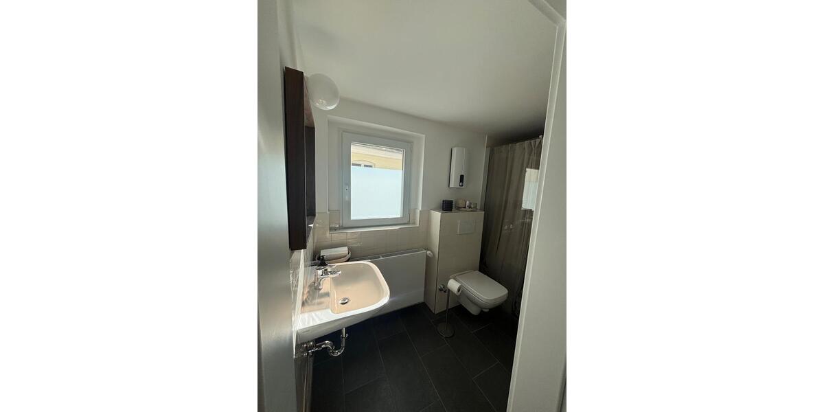 Gewerbeobjekt Düsseldorf Stadtbezirk 8 - 1.350&euro; | Angebot:26366474