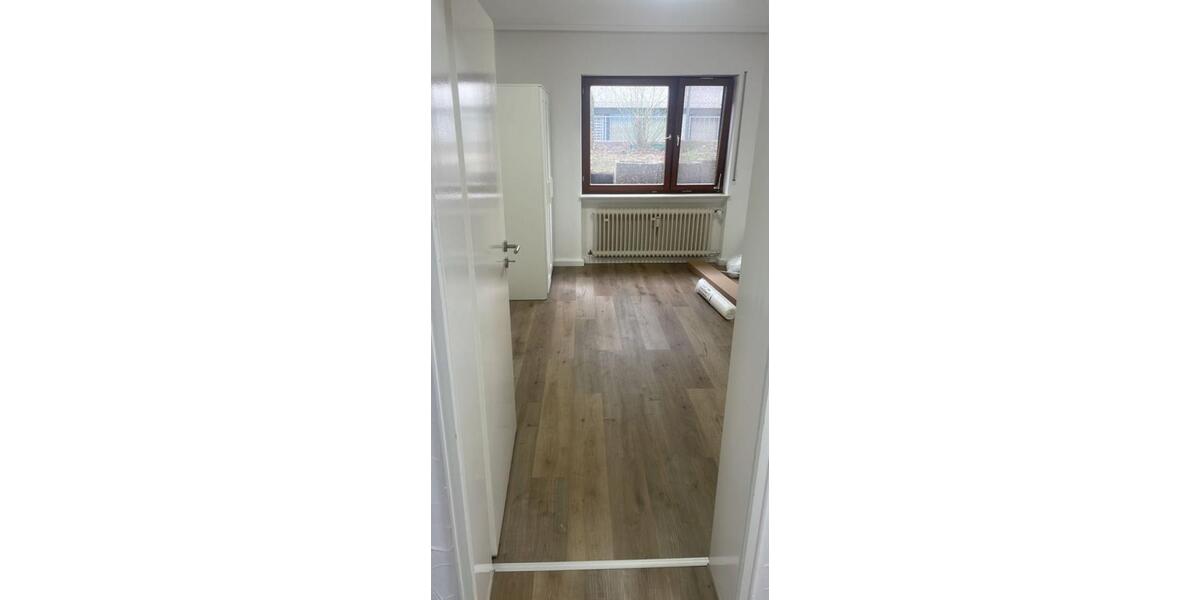 Wohnen auf Zeit Walldorf - 18 Zimmer, 101 m&sup2;, 450&euro; | Angebot:24843144