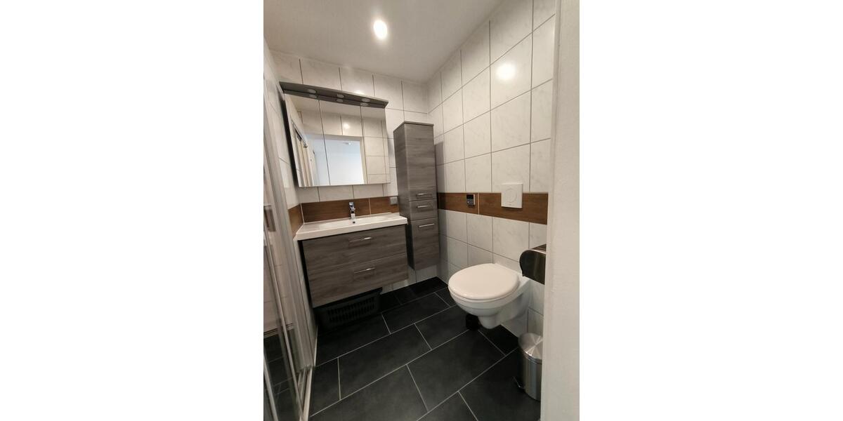 Wohnen auf Zeit Vilsbiburg - 4 Zimmer, 123 m&sup2;, 645&euro; | Angebot:26585826