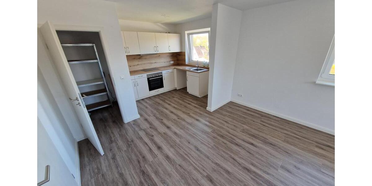 Etagenwohnung Albersdorf - 3 Zimmer, 70 m&sup2;, 805&euro; | Angebot:26573155