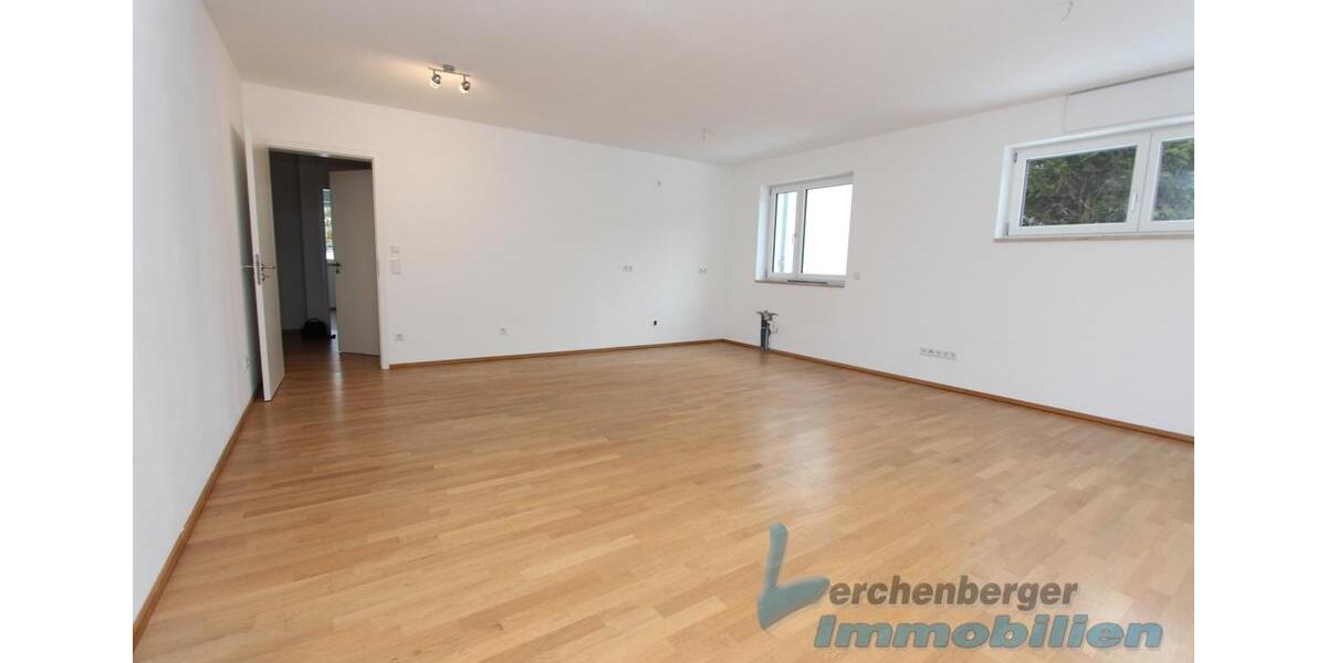 Erdgeschoßwohnung Deggendorf - 3 Zimmer, 93 m&sup2;, 930&euro; | Angebot:26636166