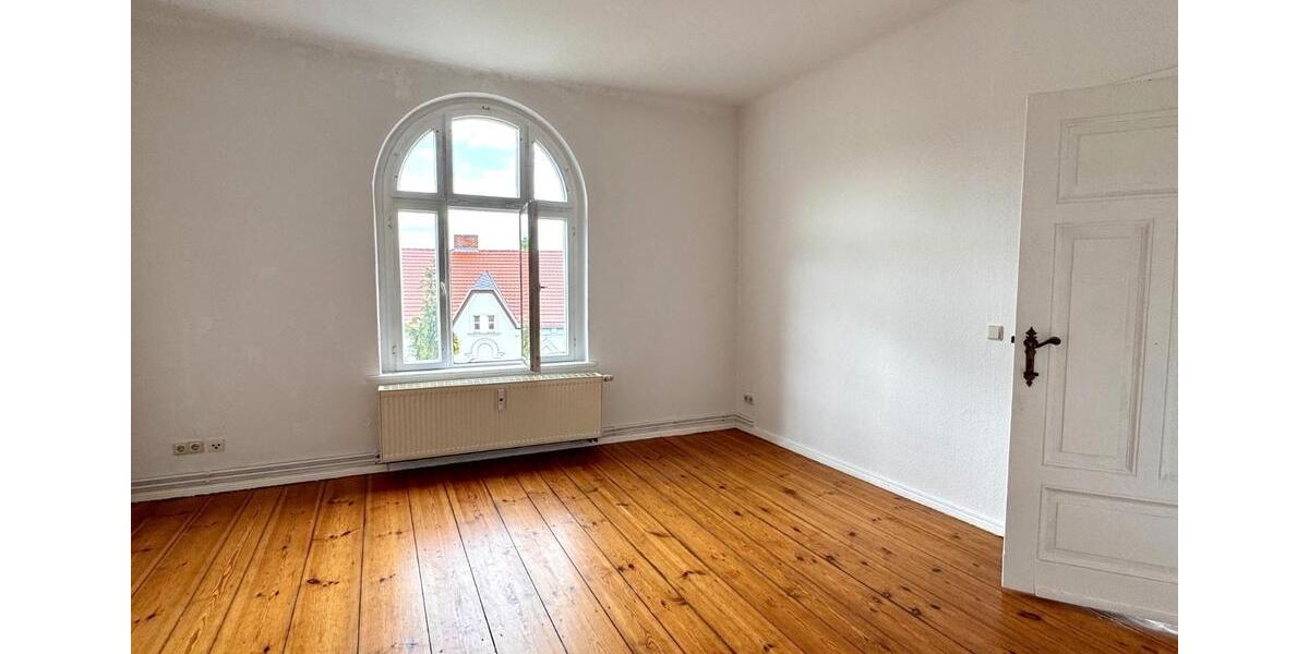 Dachgeschoßwohnung Bad Freienwalde (Oder) - 2.5 Zimmer, 72 m&sup2;, 510&euro; | Angebot:26507484