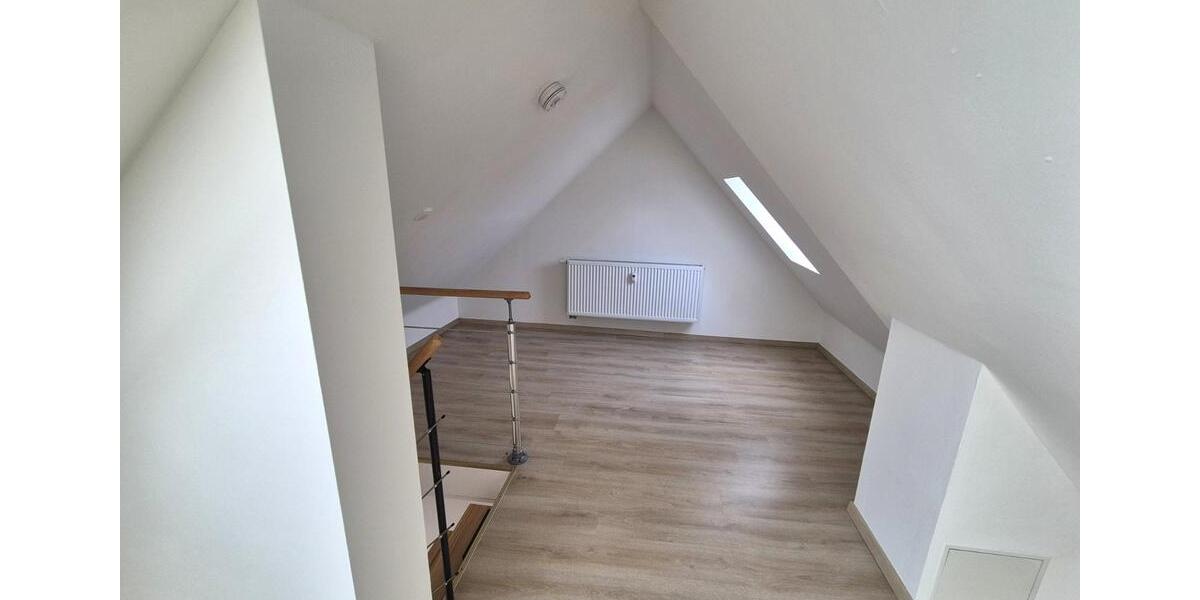 Dachgeschoßwohnung Güstrow - 3 Zimmer, 120 m&sup2;, 920&euro; | Angebot:24805349