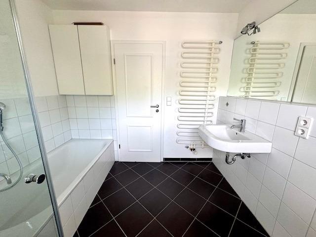 Etagenwohnung Gütersloh Kattenstroth - 3 Zimmer, 91 m&sup2;, 1.350&euro; | Angebot:26381524