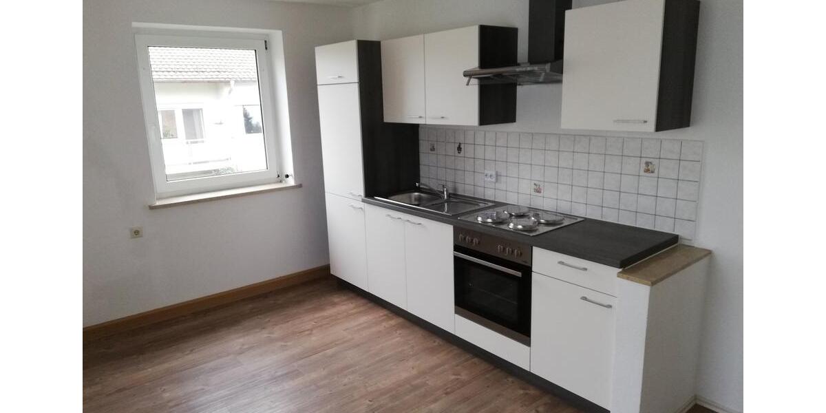 Etagenwohnung Arnstorf - 3 Zimmer, 88 m&sup2;, 650&euro; | Angebot:26674751