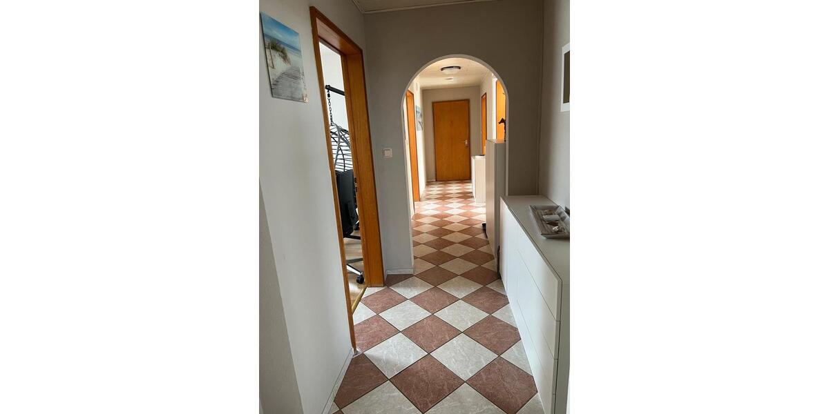 Dachgeschoßwohnung Heusweiler - 4 Zimmer, 106 m&sup2;, 670&euro; | Angebot:26251612