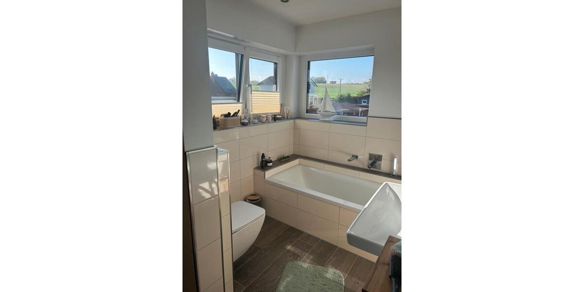 Einfamilienhaus Grafschaft - 4.5 Zimmer, 119 m&sup2;, 1.400&euro; | Angebot:26238175