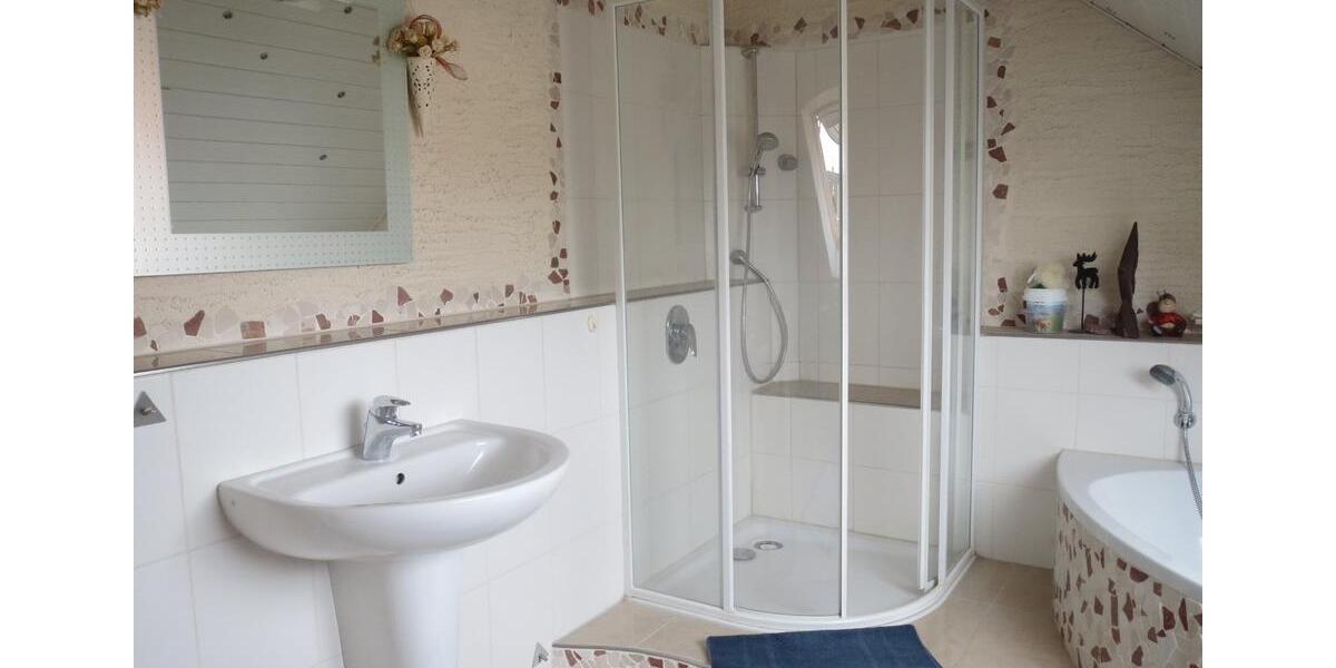 Möblierte 2-3 Zimmer-Wohnung, TV, WLAN u. Strom inkl., im Neubaugebiet von Erlensee 2.5 zimmer