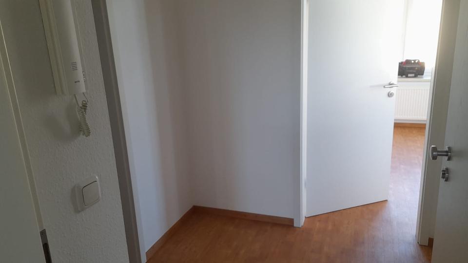 Etagenwohnung Pößneck - 2 Zimmer, 43 m&sup2;, 430&euro; | Angebot:25416131