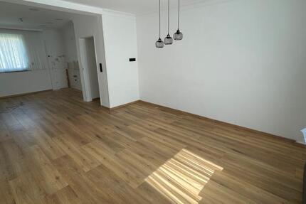 Wohnung Plettenberg - 4 Zimmer, 115 m&sup2;, 680&euro; | Angebot:26564942