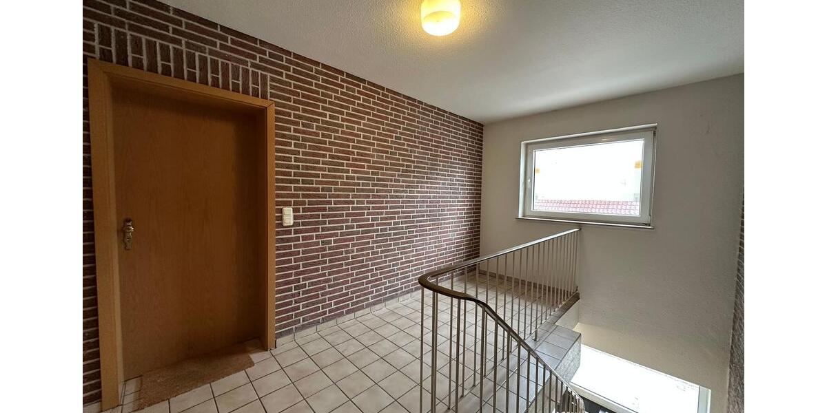 Dachgeschoßwohnung Edewecht - 2 Zimmer, 57 m&sup2;, 590&euro; | Angebot:26444280