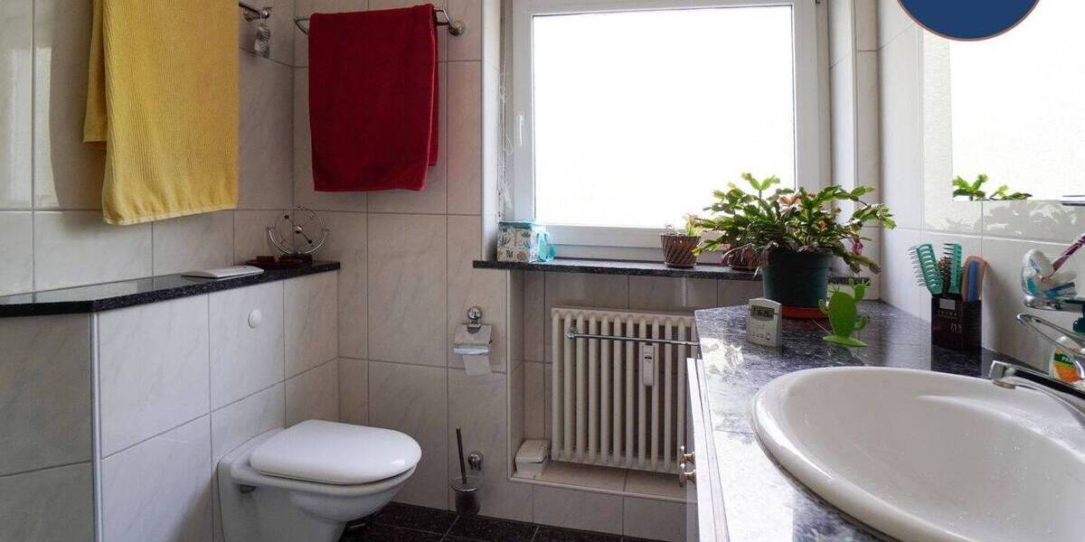 Etagenwohnung Bonn Mehlem - 3 Zimmer, 78 m&sup2;, 880&euro; | Angebot:26128262