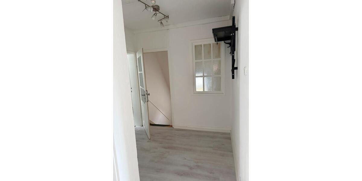 Dachgeschoßwohnung Siegen - 2 Zimmer, 59 m&sup2;, 600&euro; | Angebot:26613578