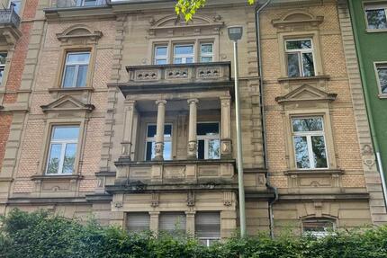 Schönes Zimmer in 5er WG 2OG 1 zimmer