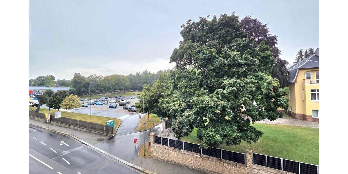 Schicke 3-Zimmer-Dachgeschosswohnung in zentraler Lage von Stollberg! 3 zimmer