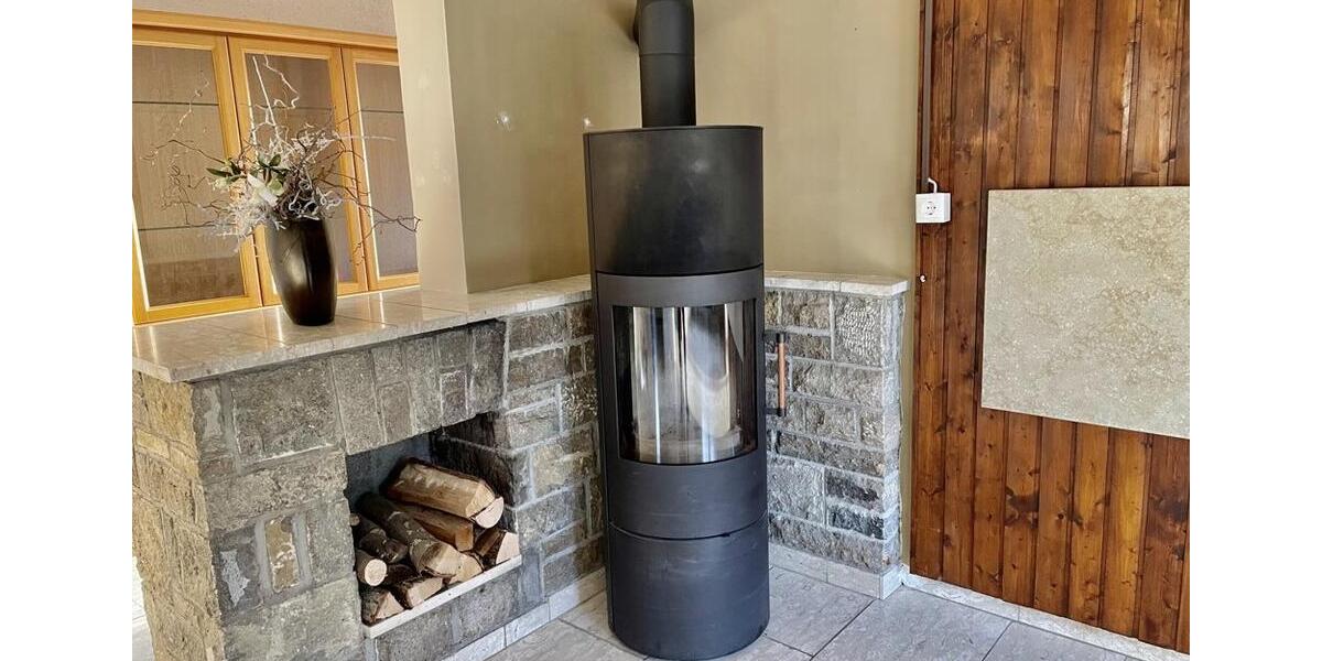 Erdgeschoßwohnung Rimpar - 3 Zimmer, 129 m&sup2;, 1.100&euro; | Angebot:24996385