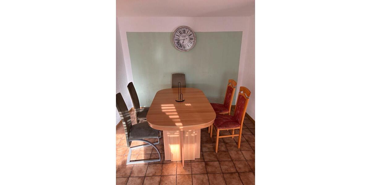 Wohnen auf Zeit Bad Hersfeld - 5 Zimmer, 160 m&sup2;, 27&euro; | Angebot:24718945