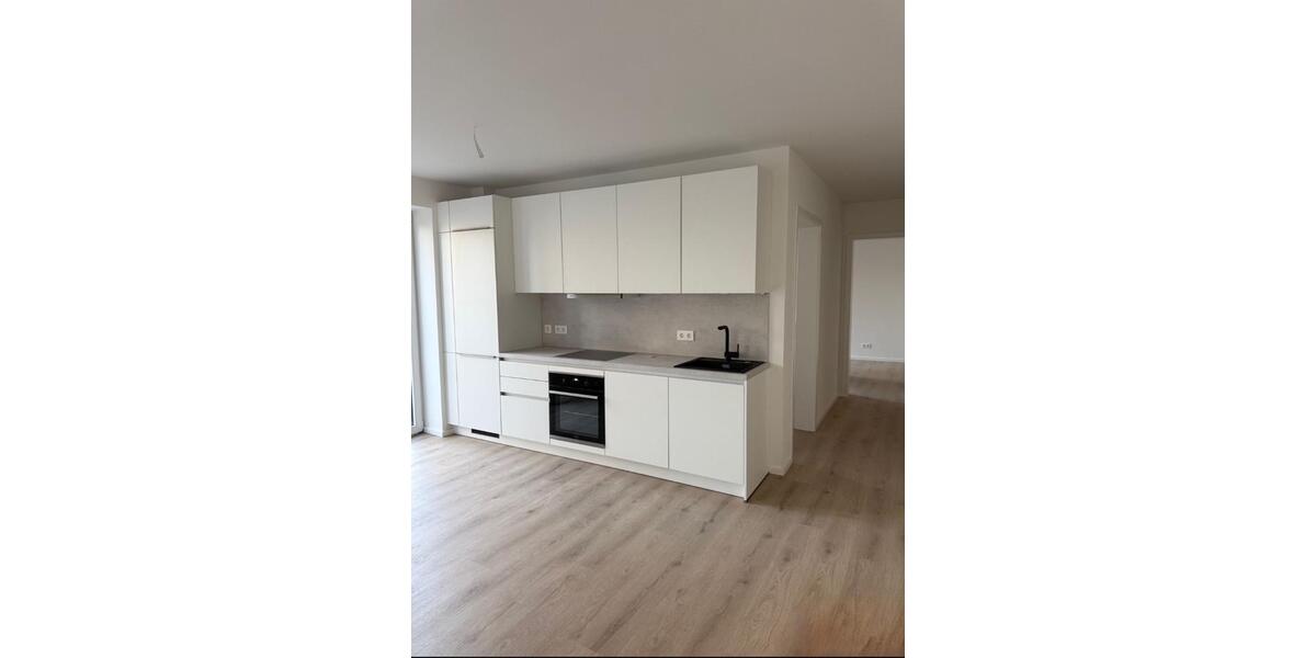 5-Zimmer Souterrain-Neubau Wohnung mit EBK, Keller, Stellplatz 5 zimmer