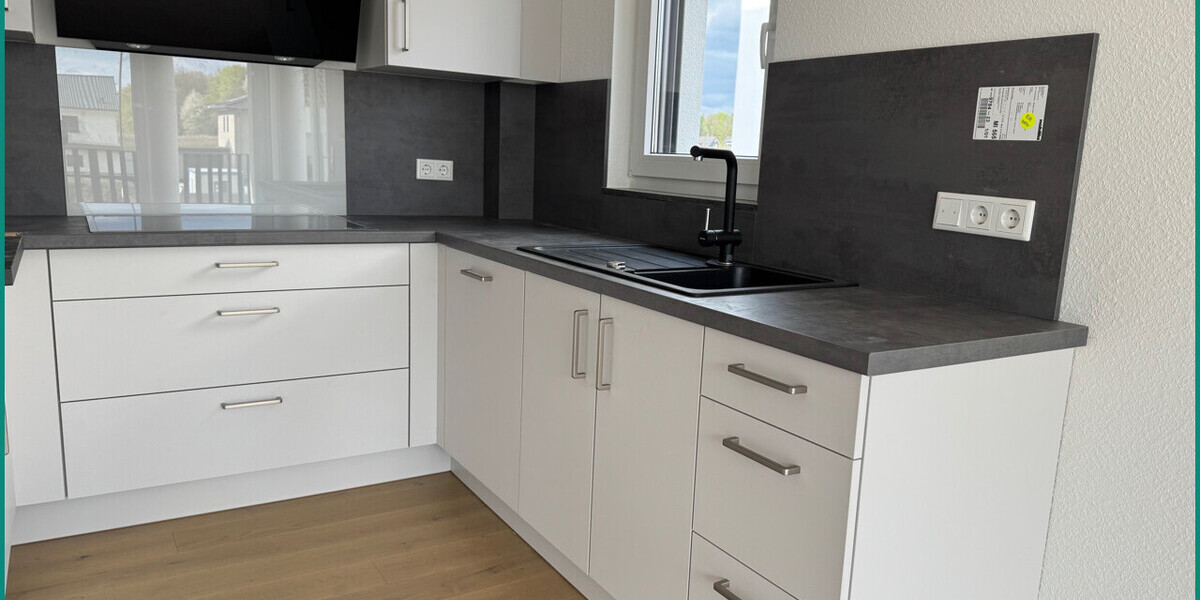 NEUBAU-ERSTBEZUG: MODERNE 3-ZIMMER-WOHNUNG MIT AUFZUG, GROSSEM BALKON UND PKW-STELLPLATZ IN RADEVORM - Etagenwohnung Radevormwald Karthausen | Angebot:26698012