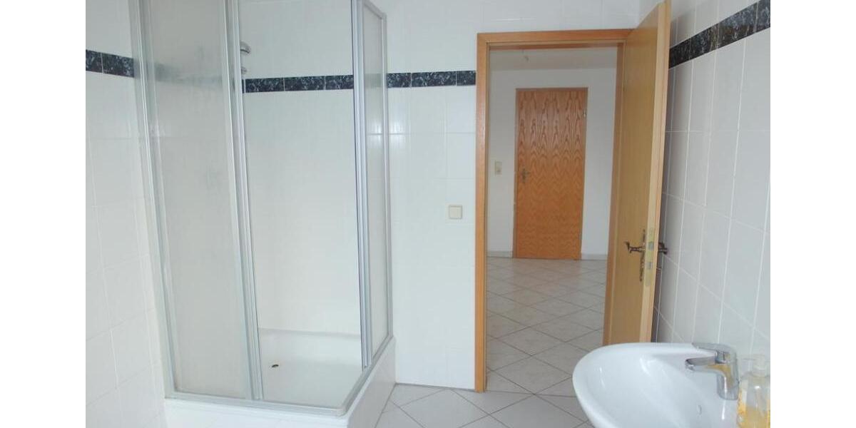 Etagenwohnung Zeithain - 2 Zimmer, 48 m&sup2;, 310&euro; | Angebot:25454601