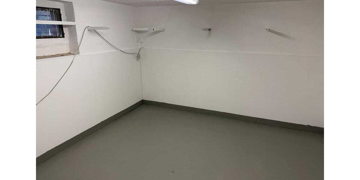 Etagenwohnung Braunschweig Wabe-Schunter-Beberbach - 3 Zimmer, 90 m&sup2;, 1.500&euro; | Angebot:26249586