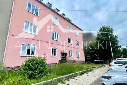 3 Räume mit Loggia, Stellplatz & 50m2 beheizter Dachkammer + 15m2 Keller