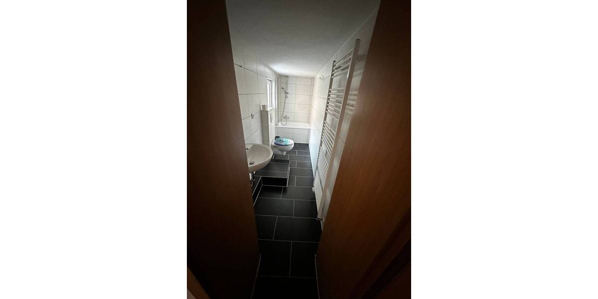 Etagenwohnung Naumburg (Saale) Naumburg - 3 Zimmer, 72 m&sup2;, 468&euro; | Angebot:26106683