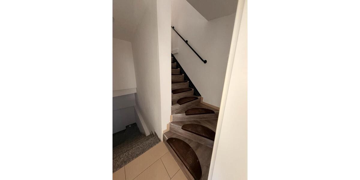 Etagenwohnung Freigericht - 95 Zimmer, 95 m&sup2;, 1.300&euro; | Angebot:26018259