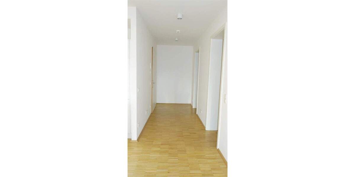 Etagenwohnung Mönchengladbach Stadtmitte - 2 Zimmer, 103 m&sup2;, 1.379&euro; | Angebot:25052081