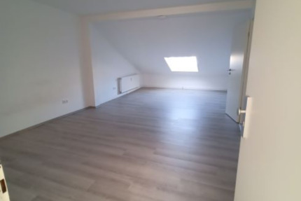 Wohnung Duisburg - 1 Zimmer, 34 m&sup2;, 295&euro; | Angebot:25232946