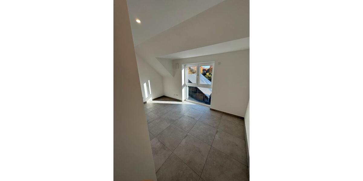 Etagenwohnung Delmenhorst Deichhorst - 3 Zimmer, 75 m&sup2;, 975&euro; | Angebot:26221704
