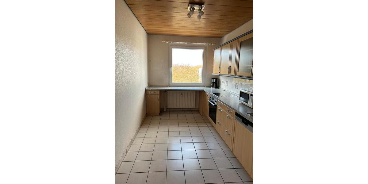 Etagenwohnung Baunatal - 3 Zimmer, 90 m&sup2;, 880&euro; | Angebot:26265656