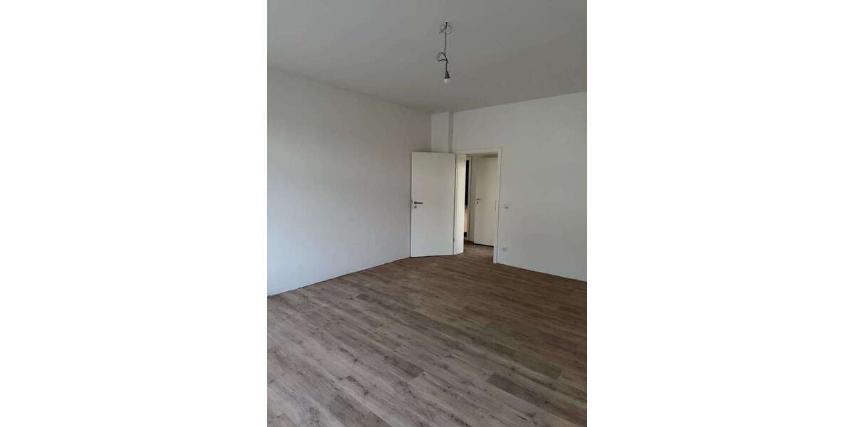 Etagenwohnung Bochum Innenstadt - 3.5 Zimmer, 88 m&sup2;, 968&euro; | Angebot:25271020