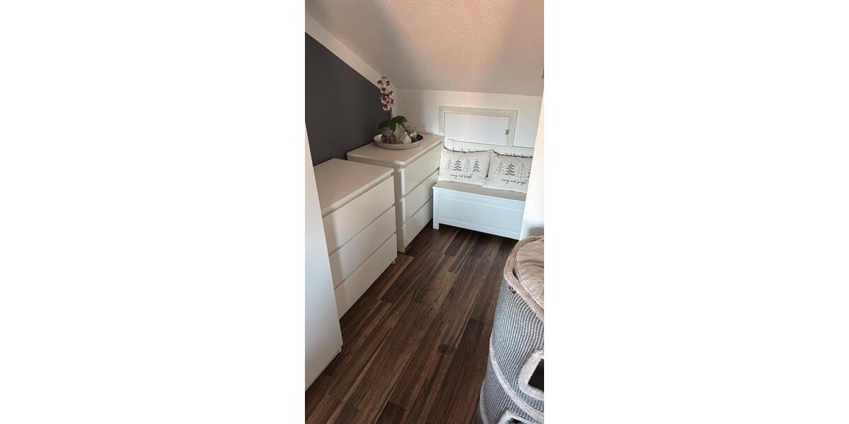 Dachgeschoßwohnung Erbach - 1 Zimmer, 68 m&sup2;, 950&euro; | Angebot:25598814