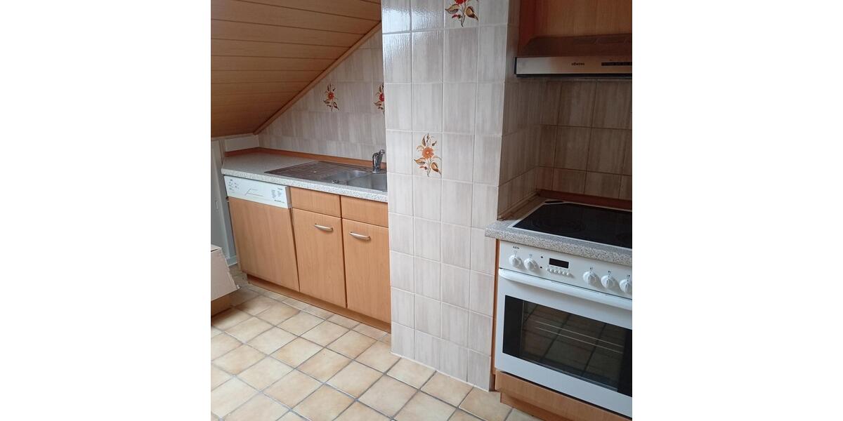 Etagenwohnung Kalbach - 3 Zimmer, 80 m&sup2;, 650&euro; | Angebot:26577810
