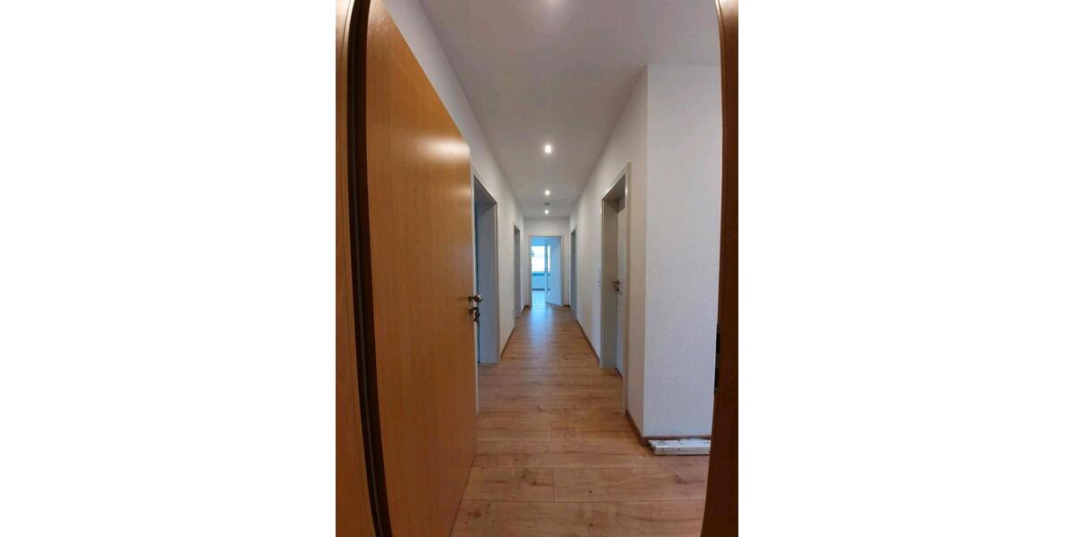 Maisonettenwohnung Bergrheinfeld - 4 Zimmer, 125 m&sup2;, 1.000&euro; | Angebot:26161573