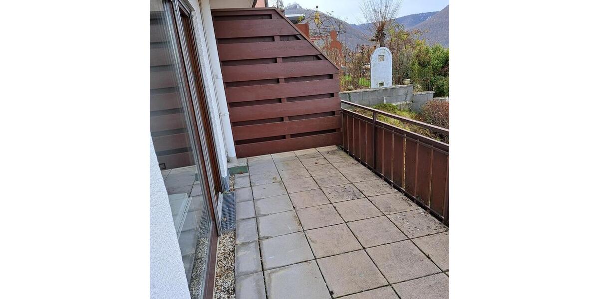 Terrassenwohnung Bad Urach - 1 Zimmer, 28 m&sup2;, 380&euro; | Angebot:25163236