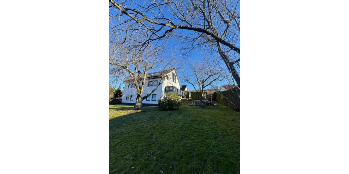 Freundliche Dachgeschosswohnung in Riedenberg 2 zimmer