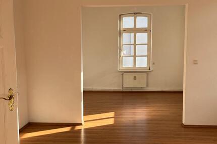 Sanierter Altbau mit Garten in zentraler Lage 5 zimmer